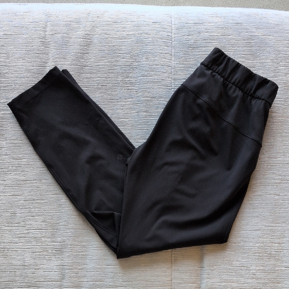 Lululemon On the Fly 7/8 Black